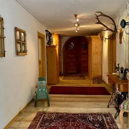 Chesa Robbi By Interhome Apartmán